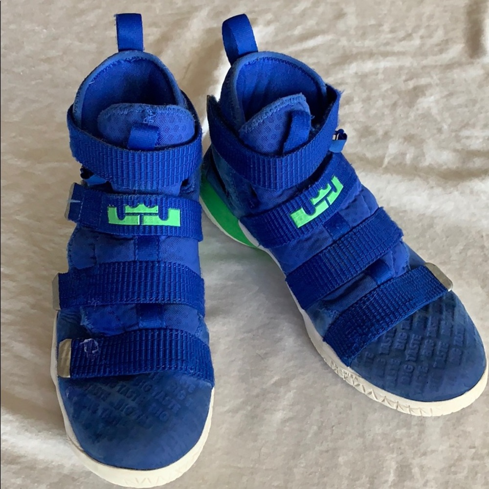 EUC Nike LeBron Soldier basketball shoes 6.5